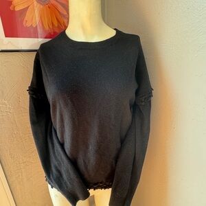 Vineyard vines cashmere/wool sweater size medium